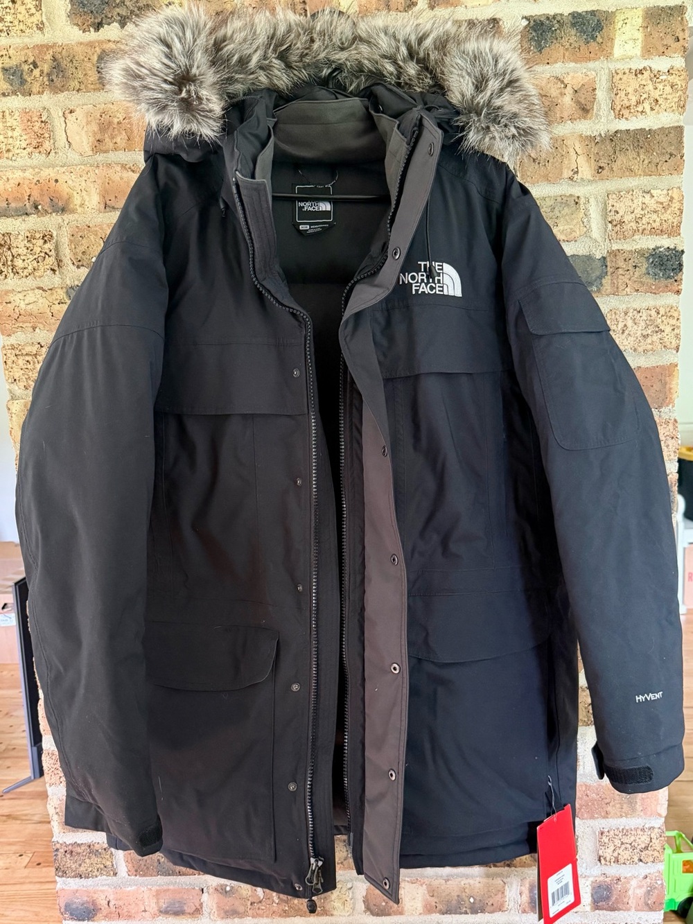 The North Face Vintage 2010 McMurdo Parka Men M Black 550 Down HyVent NWT